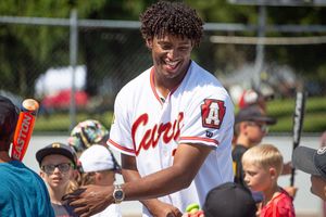 Image post by @altoonacurve on Instagram
