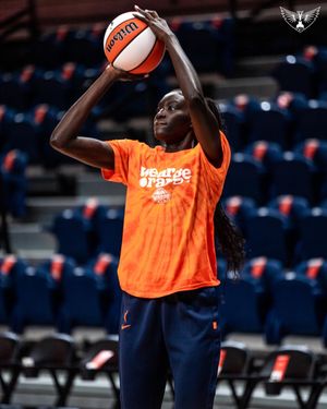 Image post by @dallaswings on Instagram