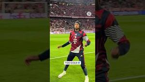 Video post by @fcbayern on YouTube