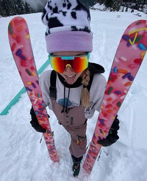 Image post by @j_skis on Instagram