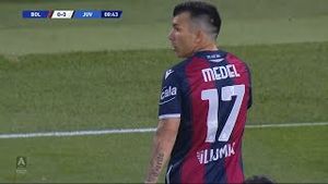 Video post by @futbolbilingue on YouTube