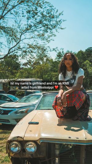 Video post by @girlfriend.____ on TikTok