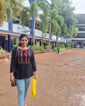 Image post by @viji_styles on Instagram