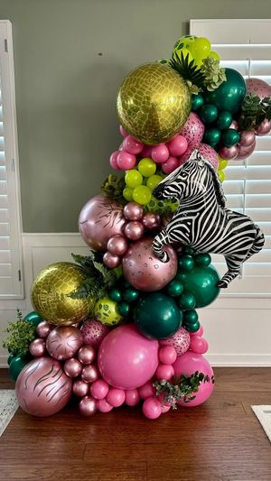 Video post by @balloons_by_victoria_dz on Instagram