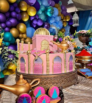 Image post by @rr_cakedesigners on Instagram
