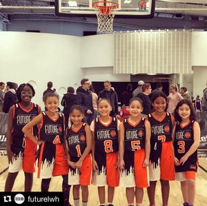 Image post by @ladieswhohoop on Instagram