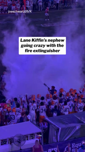 Video post by @cbssports on TikTok