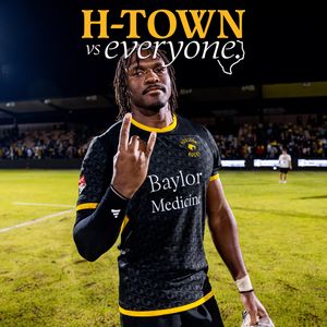 Image post by @apollohou on Instagram