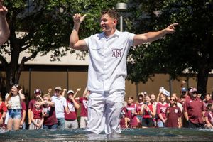 Image post by @tamuyell on Instagram