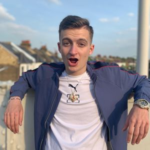 Image post by @ldnmovements on Instagram