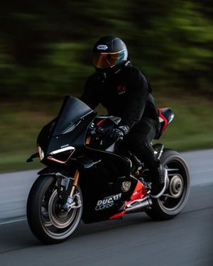 Image post by @panigalers on Instagram