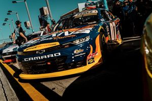 Image post by @bradperezracing on Twitter/X