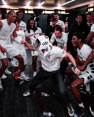 Image post by @gobearcatsmbb on Instagram