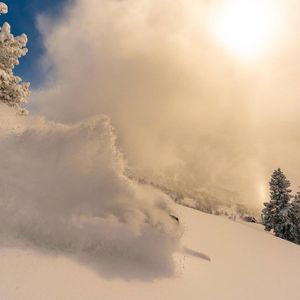 Image post by @j_skis on Instagram
