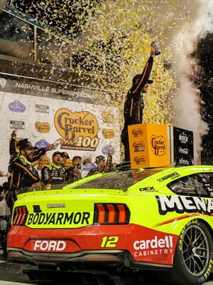 Image post by @nashvillesuperspeedway on Instagram