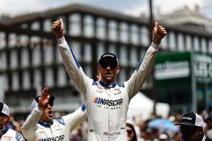 Image post by @jensonbutton on Instagram