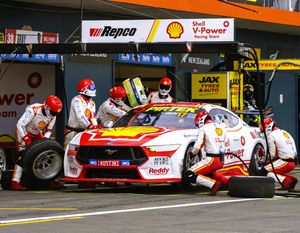 Image post by @shellmotorsport on Instagram