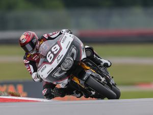 Image post by @motoamerica on Instagram