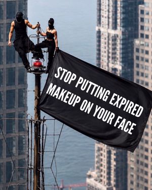 Video post by @thelipbar on TikTok