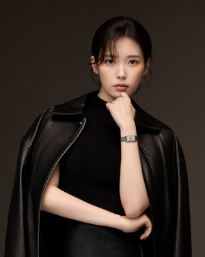 Image post by @harpersbazaarkorea on Instagram