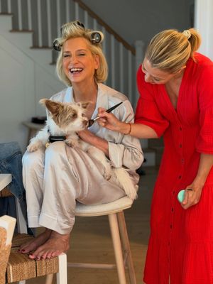 Image post by @dorindamedley on Instagram