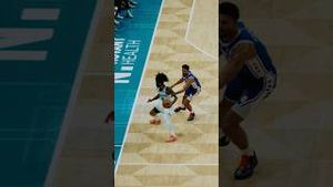 Video post by @hornets on YouTube