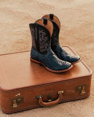 Image post by @tonylamaboots on Instagram