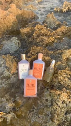 Video post by @RahuaBeauty on Facebook
