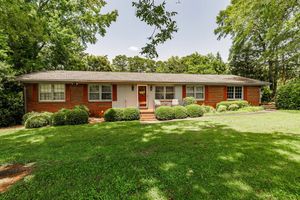 Image post by @woodallrealtygroup on Facebook