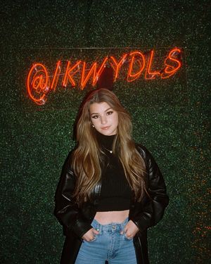 Image post by @brookemonk on Instagram