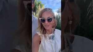 Video post by @shop.with.caroline on YouTube