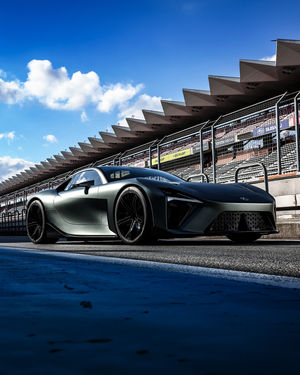 Image post by @discoverlexus on Instagram