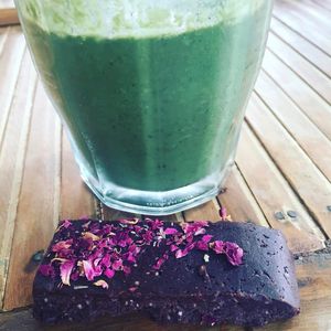 Image post by @honeymamas on Instagram