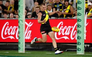 Image post by @AFL on Twitter
