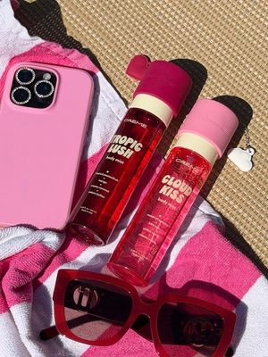 Image post by @thecremeshop on Instagram
