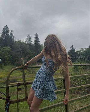 Image post by @makynleecova on Instagram