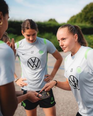 Image post by @vfl.wolfsburg.frauen on Instagram