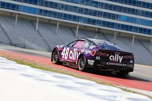 Image post by @allyracing on Instagram