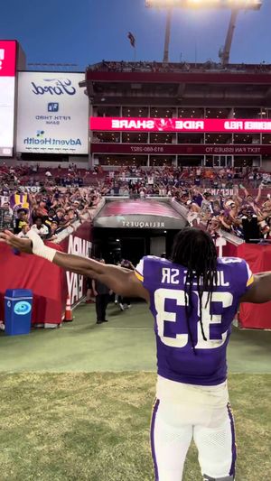 Video post by @minnesotavikings on Facebook