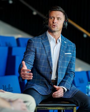 Image post by @uclafootball on Instagram