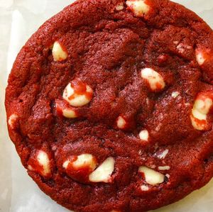 Image post by @insomniacookies on Instagram
