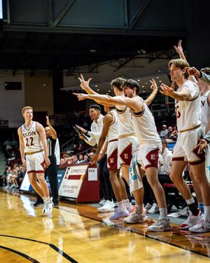Image post by @elonmbasketball on Instagram
