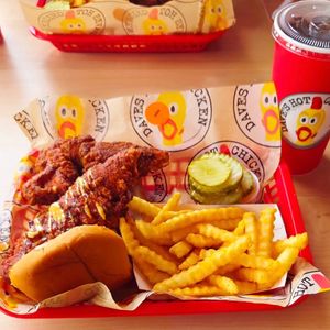 Image post by @daveshotchicken on Instagram