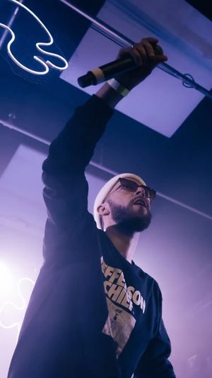 Video post by @ausgangplaza on Instagram
