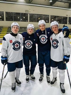 Image post by @nhljets on Instagram