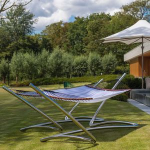 Image post by @tuucishade on Instagram