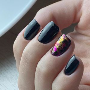 Image post by @nestanails on Instagram