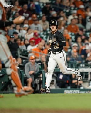 Image post by @vandyboys on Instagram