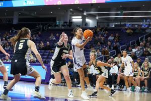 Image post by @nuwbball on Twitter