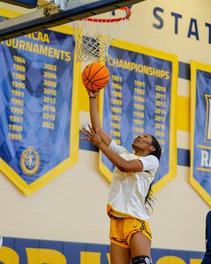 Image post by @murraystateracerswbb on Instagram